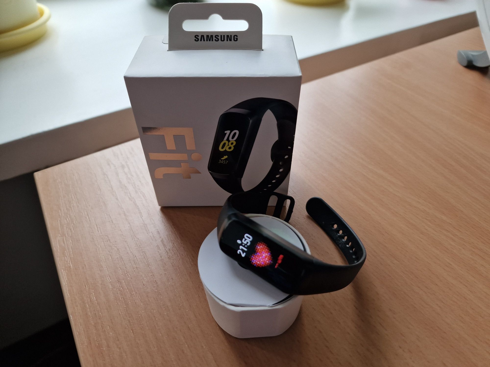 Smartband, opaska sportowa Samsung Galaxy Fit SM-R370