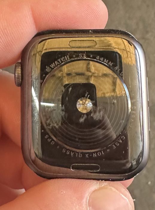 Apple watch se2 на запчасти