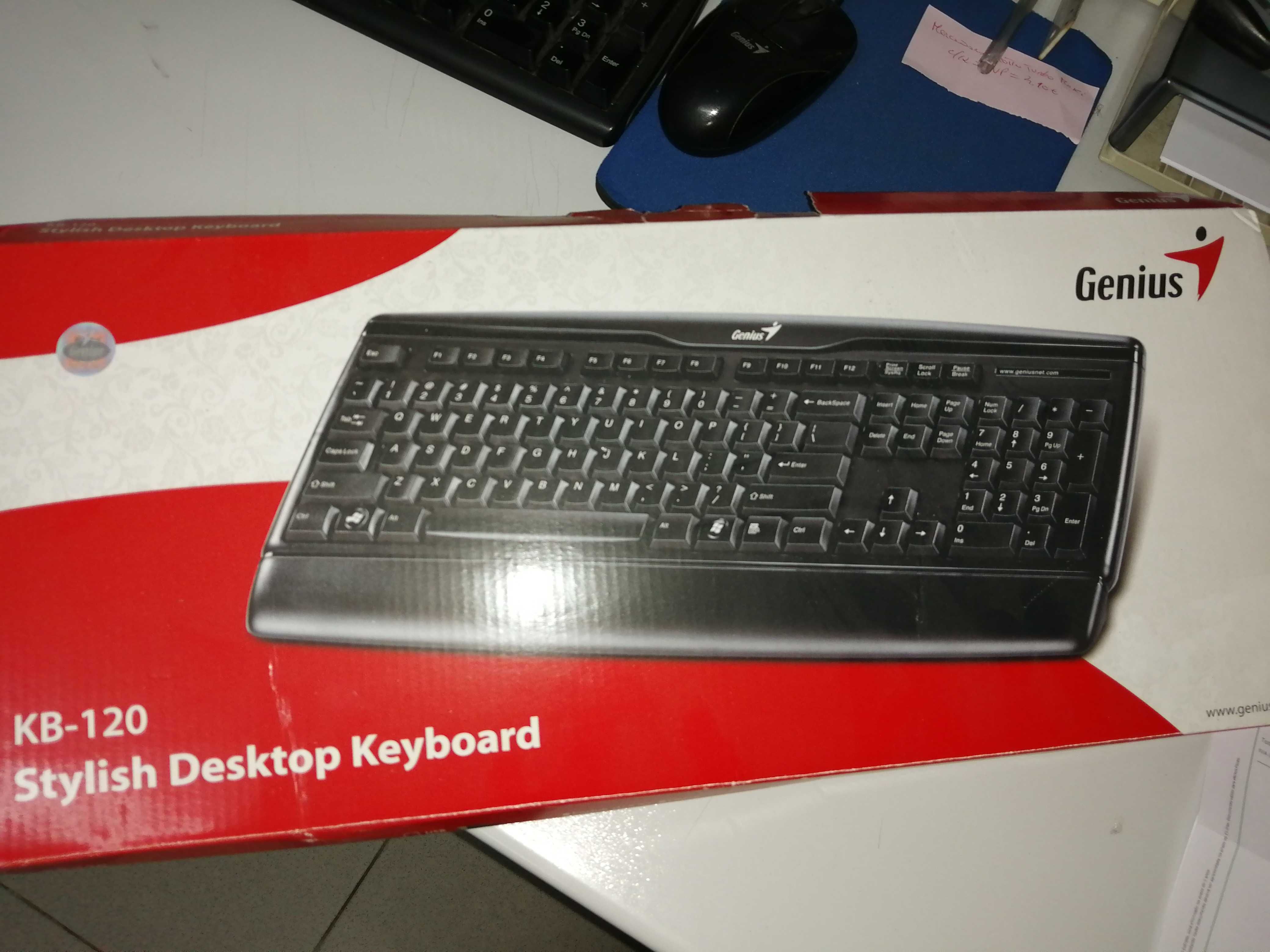 Teclado novo Genius KB-120 para PC, em preto.