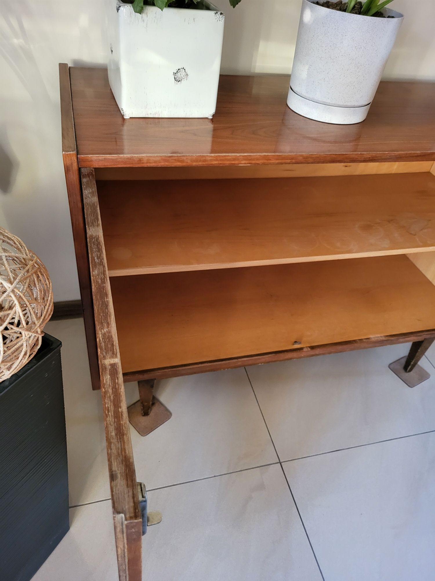 Komoda lakierowana lata 70.