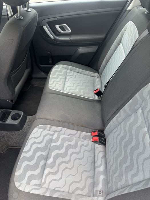 Оренда фабія можна для таксі