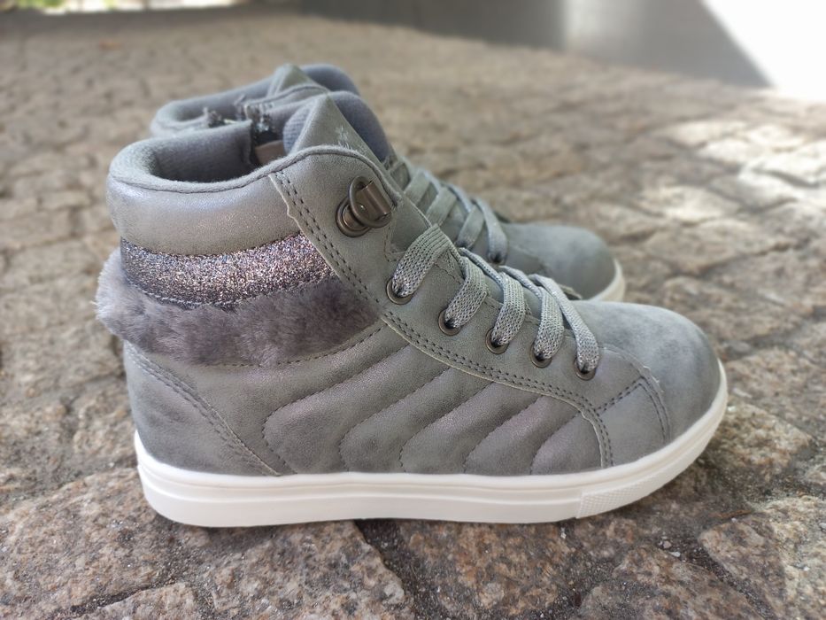 Botinhas novas 29 ao 36