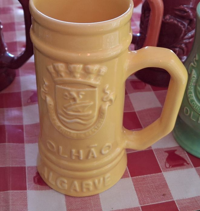 Canecas de cerveja