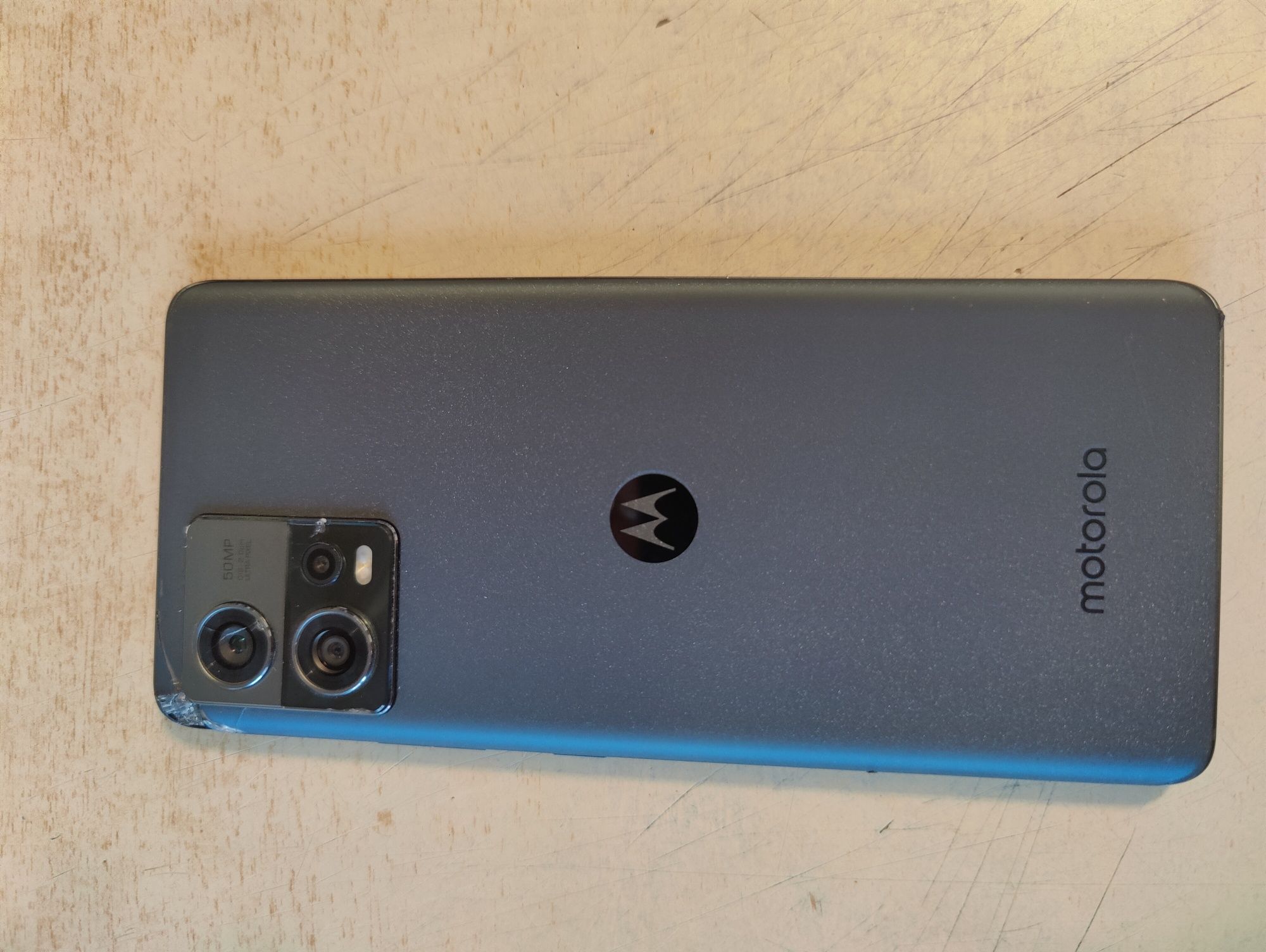 Sprzedam smartfon Motorola edge 30 fusion. 8/128. Stan BDB