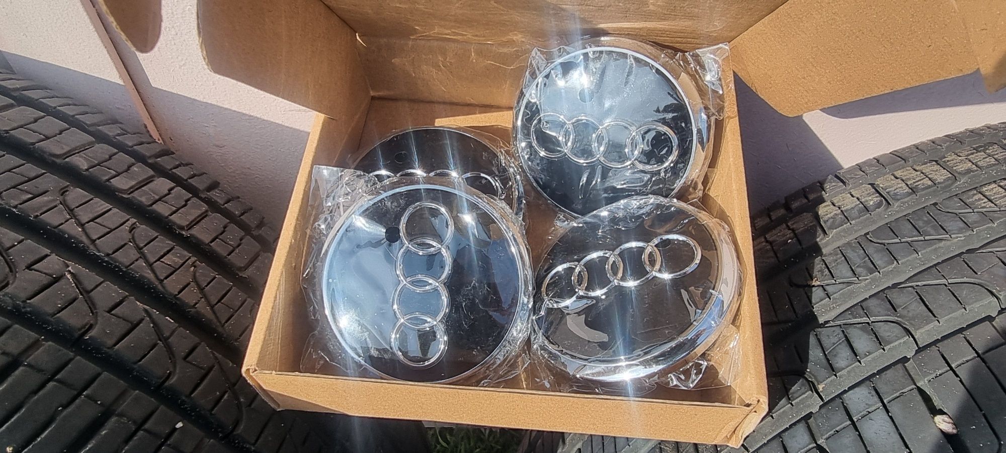 Диски R17 BBS  RC 307 5×112 8J×17 ET35
5x112
8Jx17
ET35