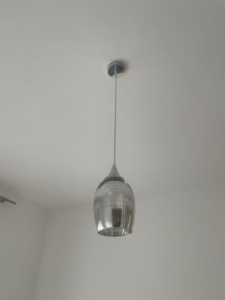 Lampy/Lampa w bardzo dobrym stanie
