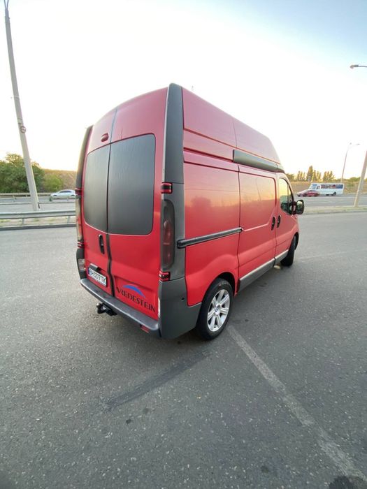 Opel Vivaro груз