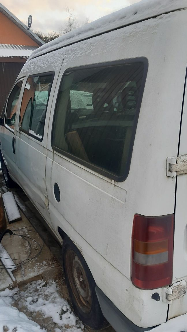 FIAT Scudo 1.9 z 2003 Rok