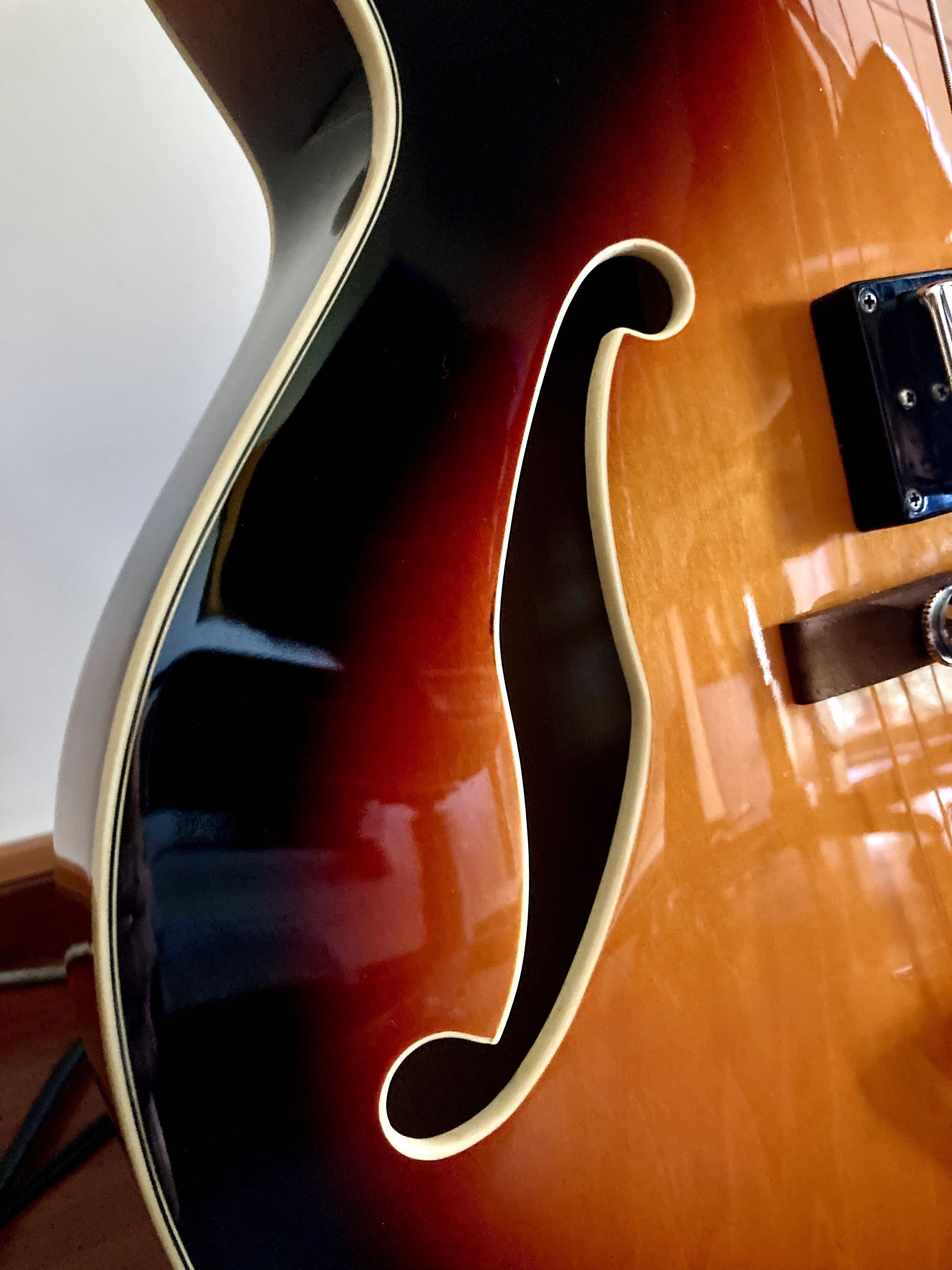 Guitarra Ibanez AF 75