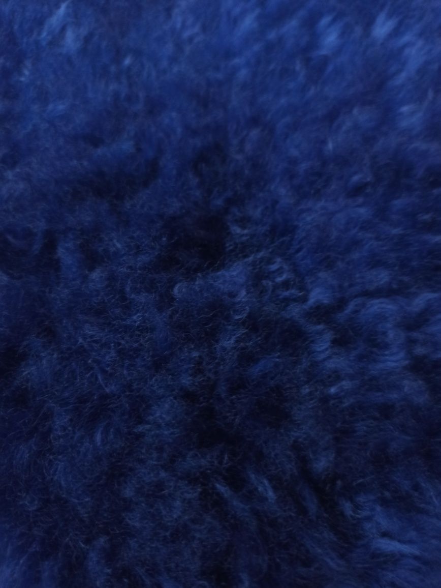 Натуральна овеча шкіра, килим із овчини синий