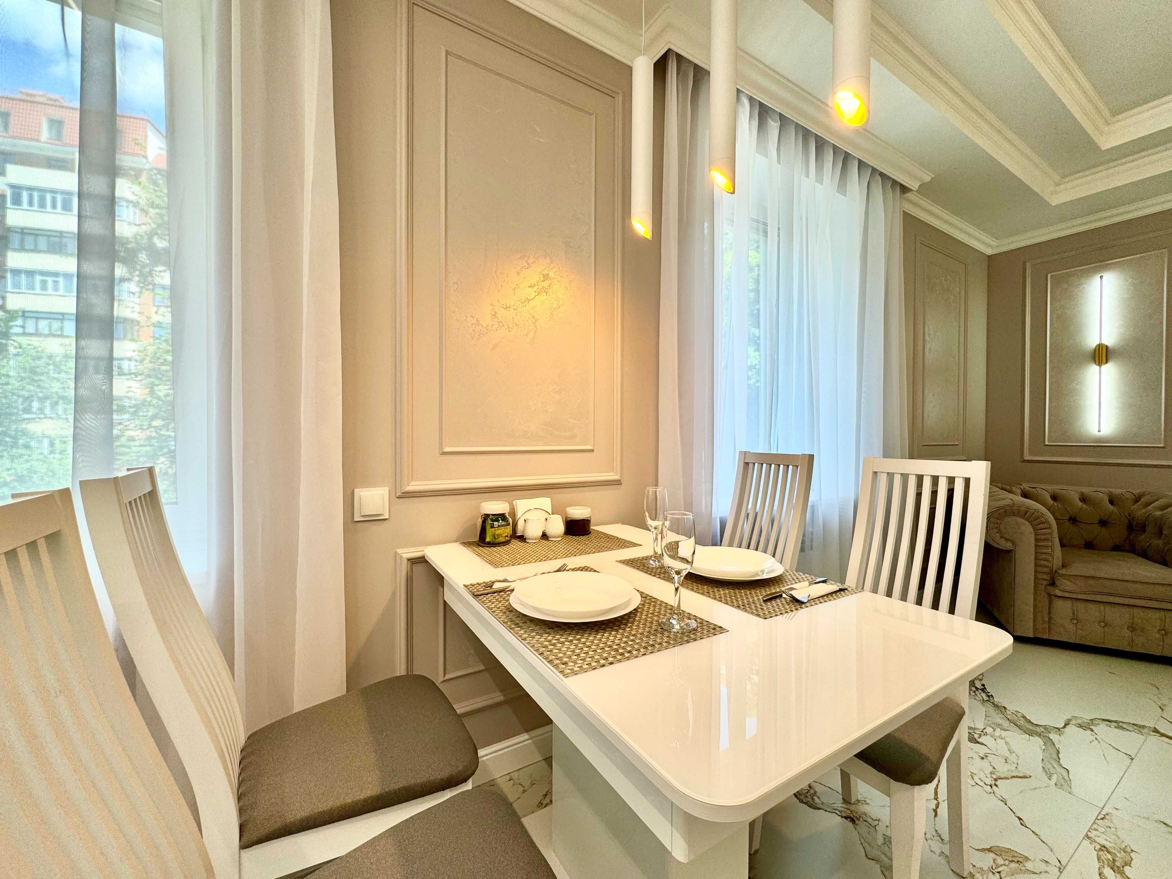 ApartPoltava Розкішна студія на Соборності, ТОП апартаменти. Банк. чек