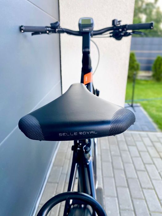 Rower elektryczny KTM Macina tour p510 na boschu Performance line 75n
