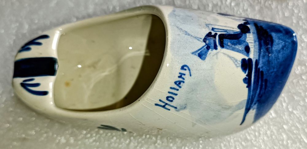 Antigo Par de sapatos em porcelana marca Delft