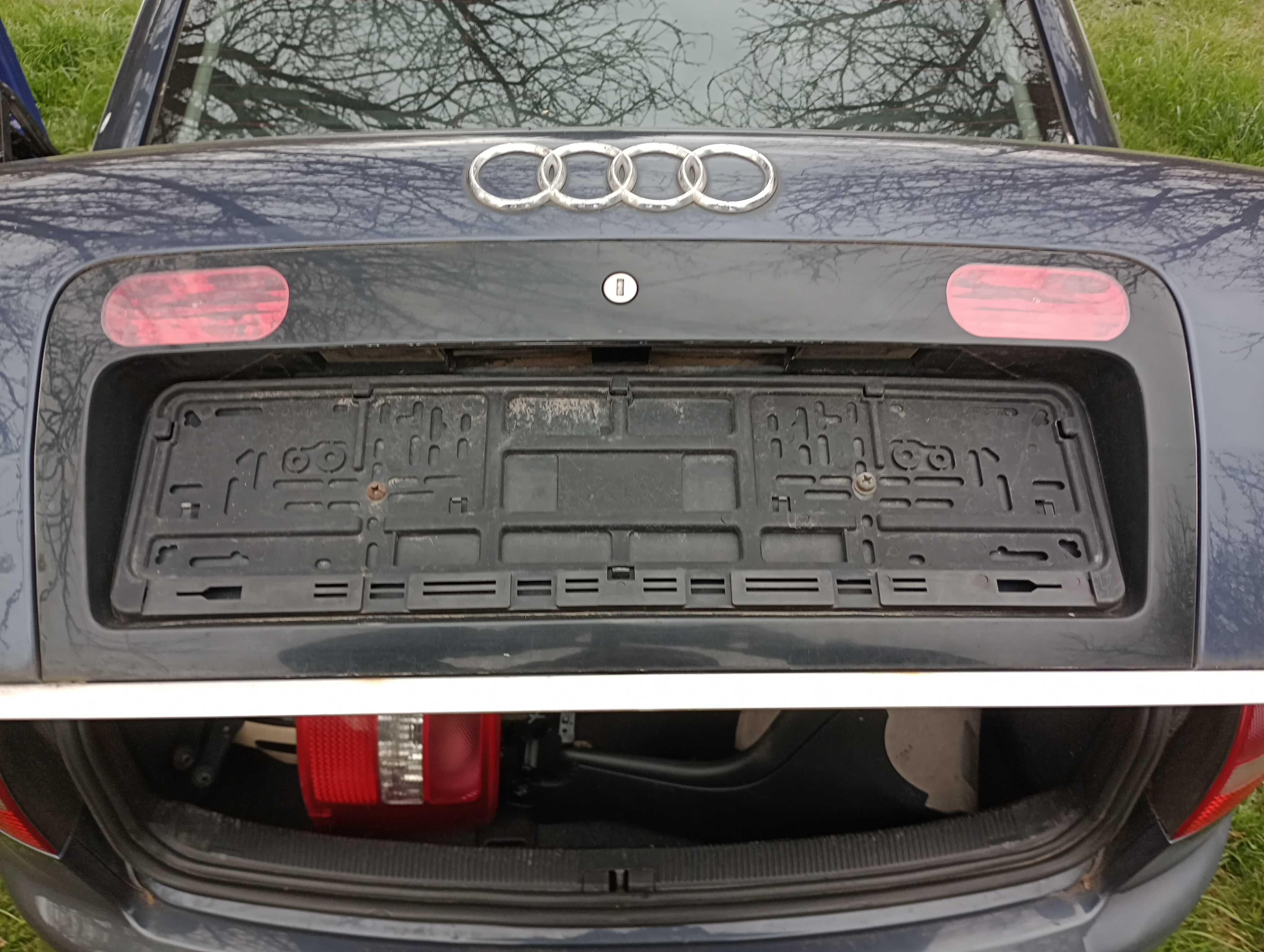 Audi A6 C5 - blenda klapy sedan - wersja przedlift / polift