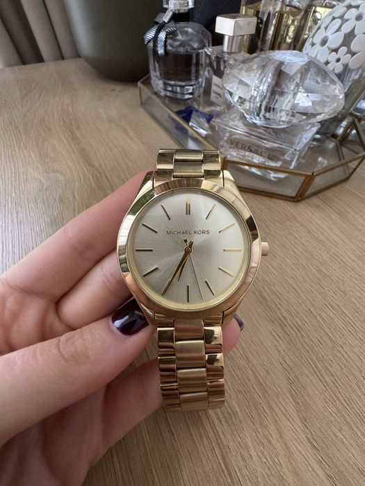 Złoty zegarek na bransolecie Michael Kors