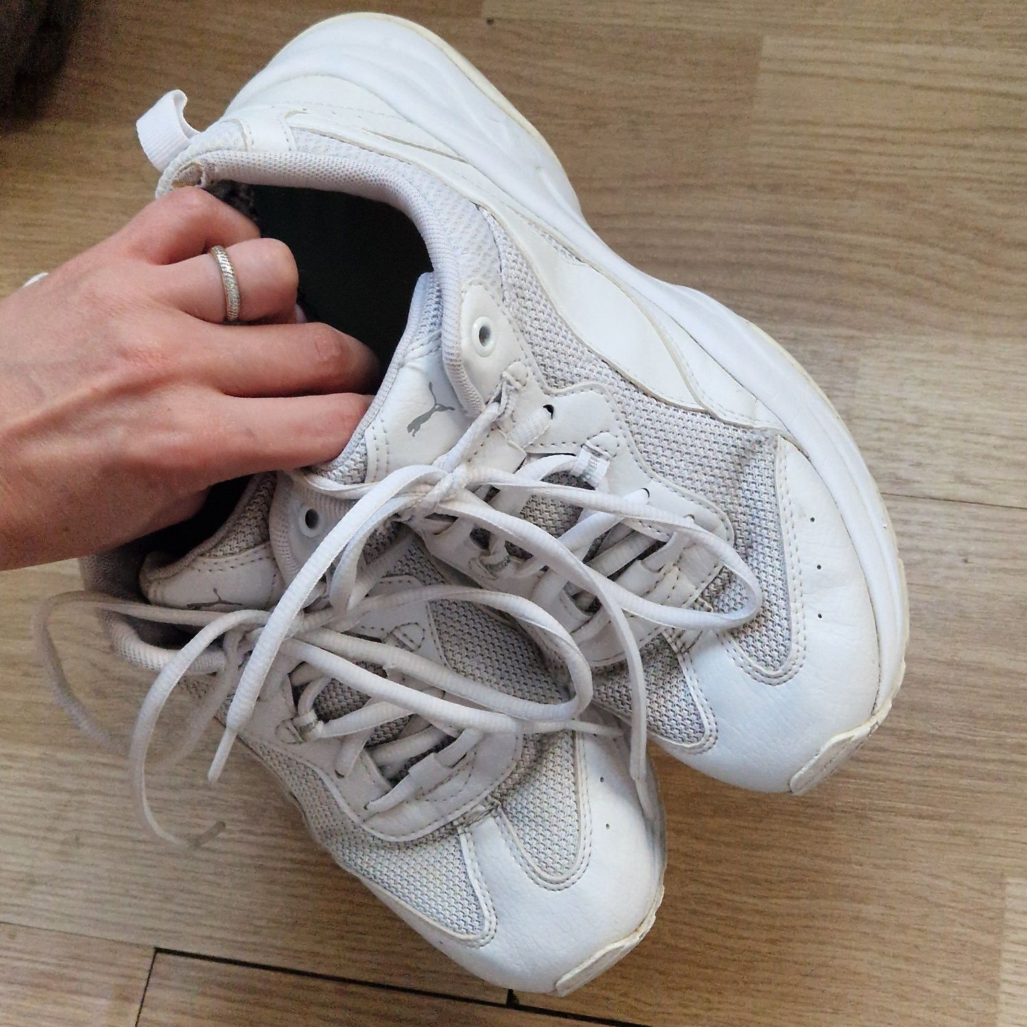 puma кросівки cilia Розмір 37 (23,5см)