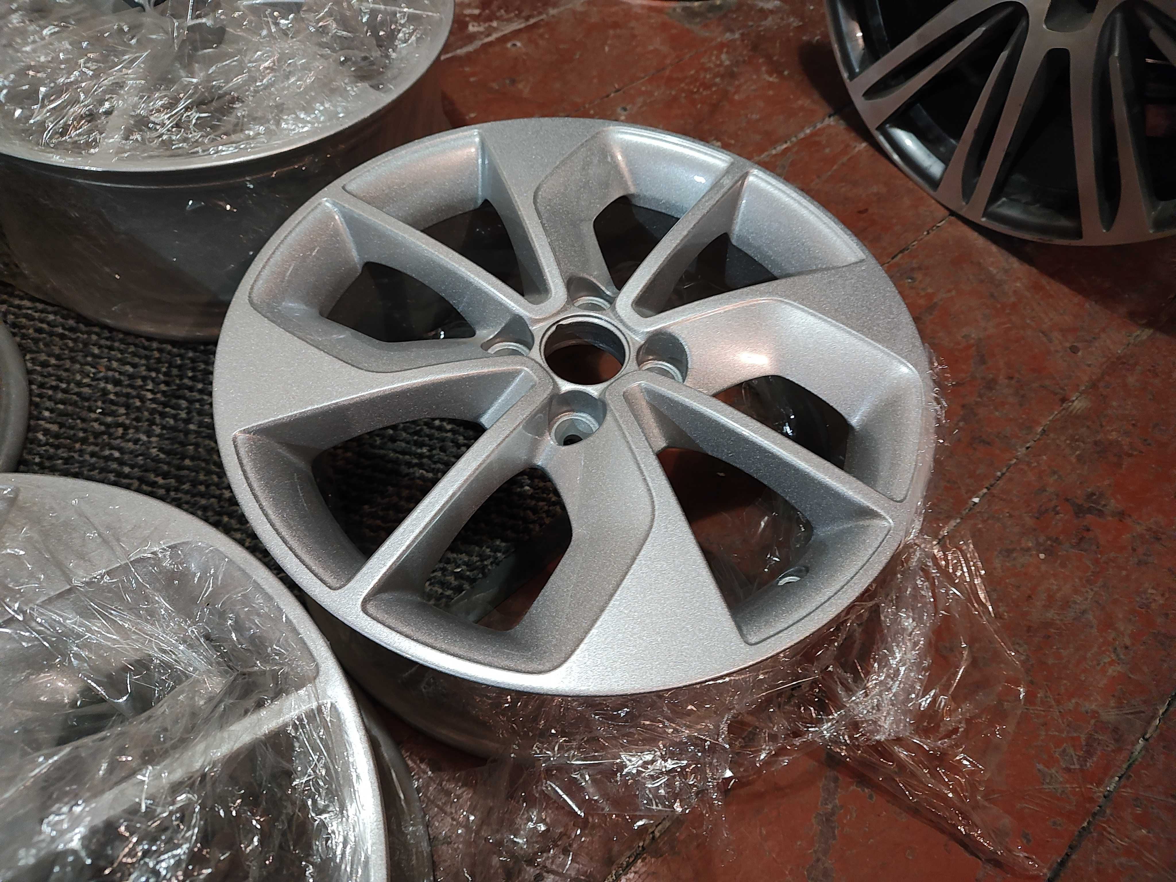 Felgi Renault Clio 16" po renowacji