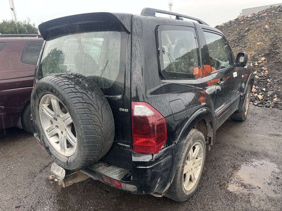 Mitsubishi Shogun Pajero silnik 3.2 DI-D 2004r,Anglik z kluczykami