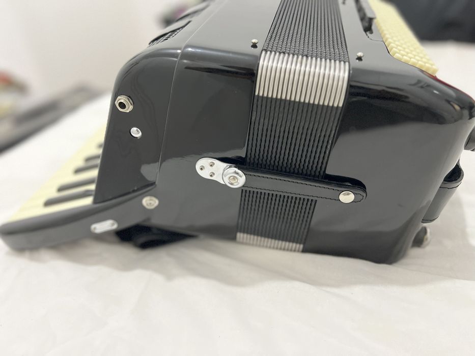 Acordeon italiano Ballone Burini