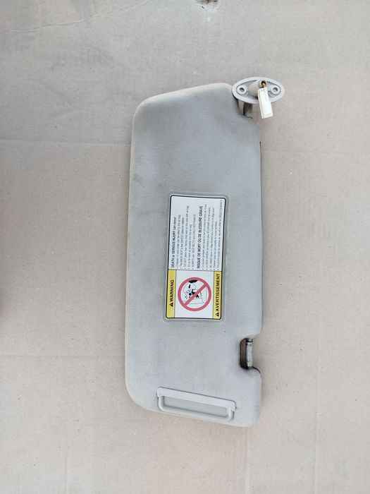 Сонцезахисний козирок Rexton, пасажир.