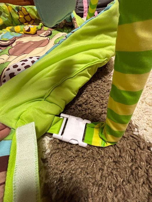 Розвиваючий дитячий килимок