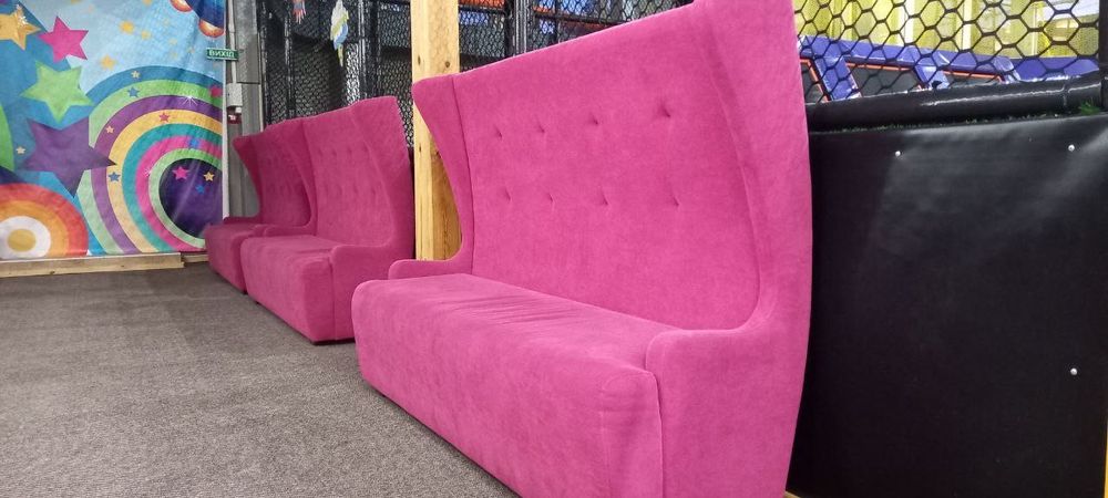 Диван интерьерный