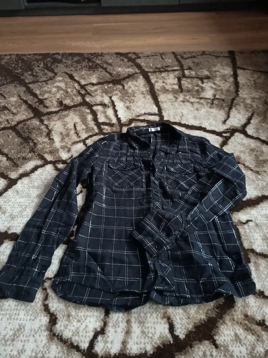 Sprzedam koszulkę dziewczęcą