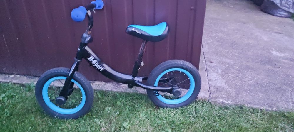 Dziecięcy rowerek biegowy