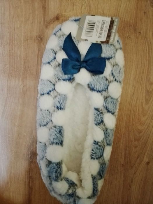 Papcie damskie nowe