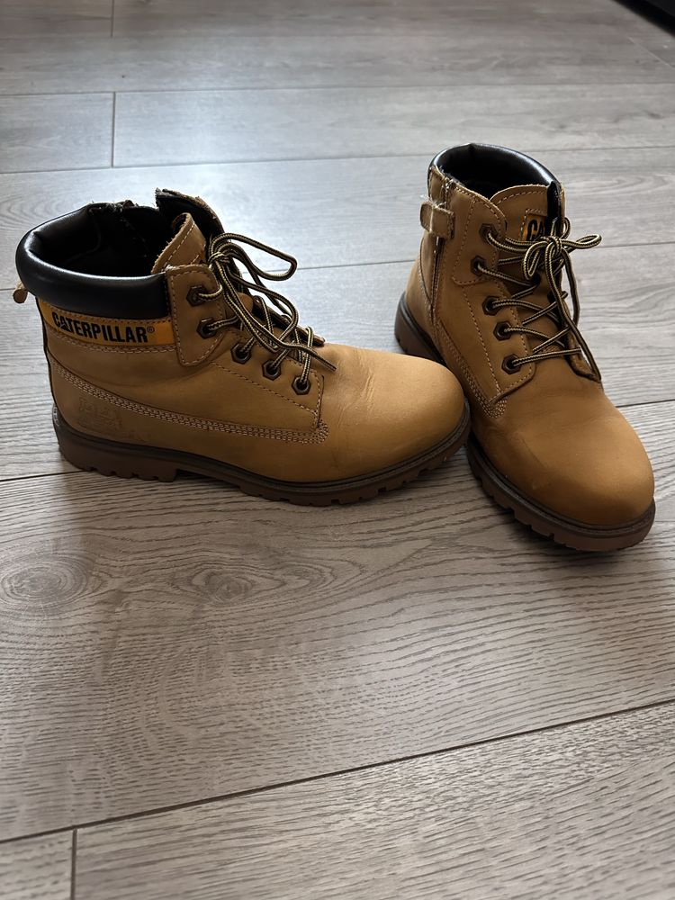 Черевики ботинки Caterpillar  р. 35  б/у
