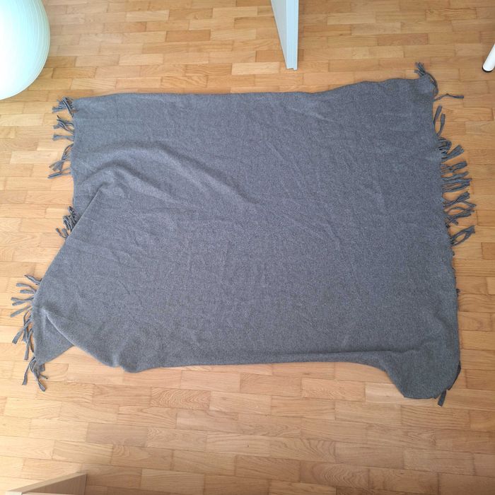 Koc narzuta na kanape