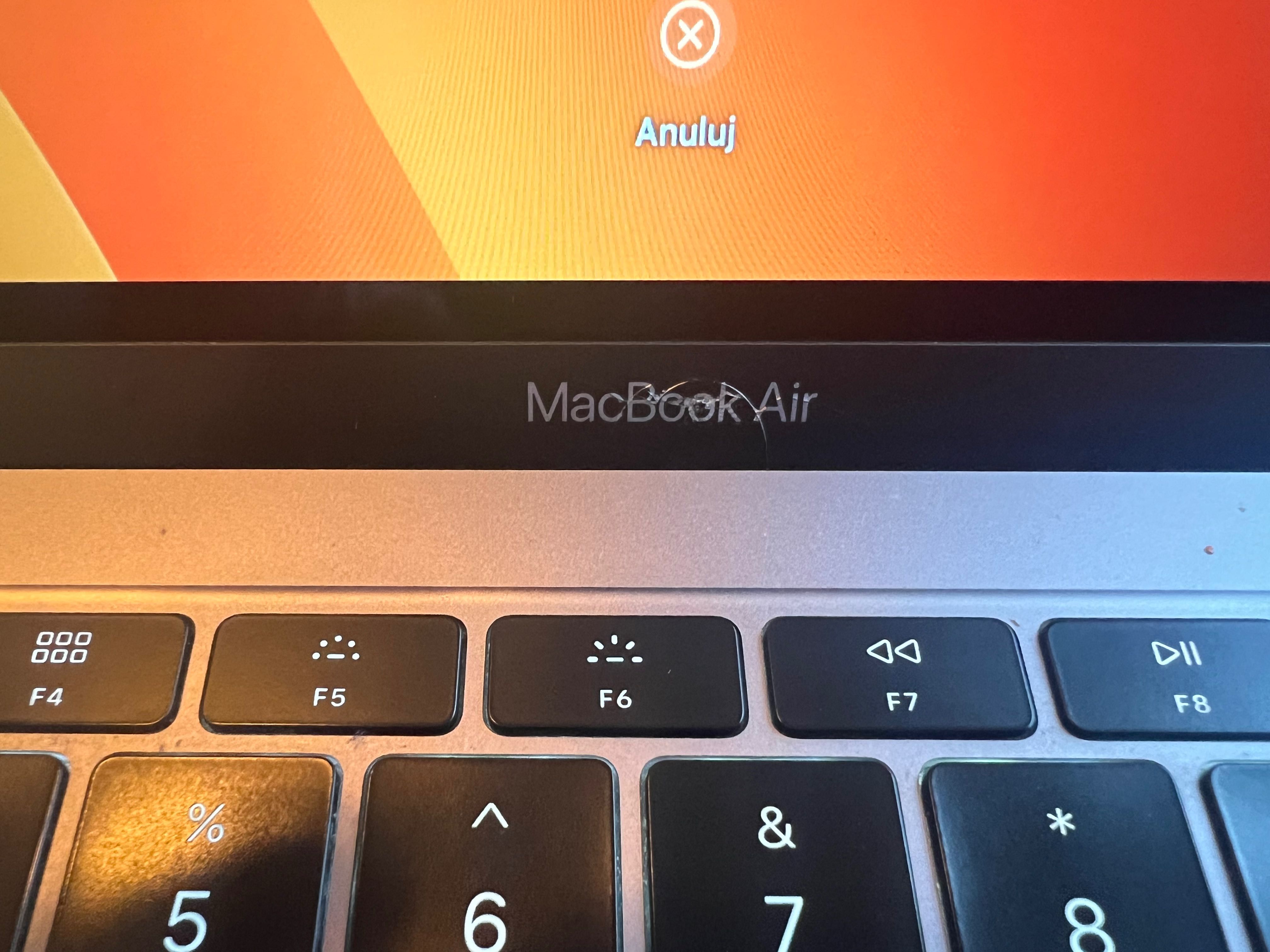 MacBook Air 2018 Retina 13", 8GB RAM, 250GB SSD, 1.6GHz Dual Core i5