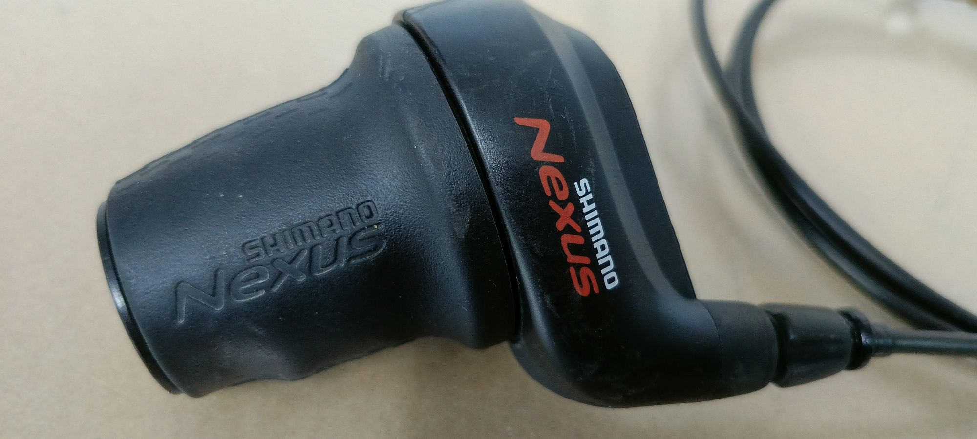 Nr1. Manetka Shimano Nexus 7.