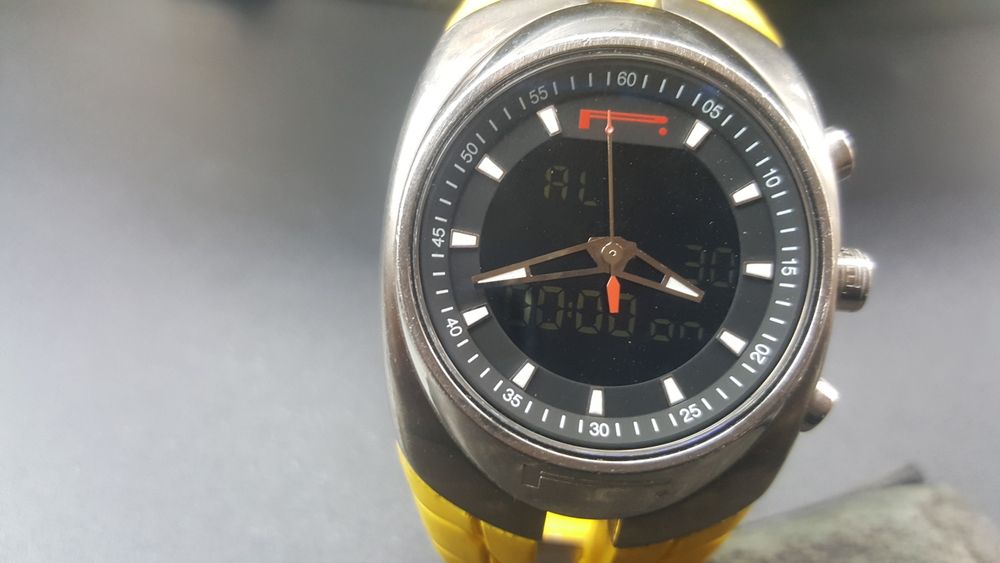 Наручные часы Pirelli