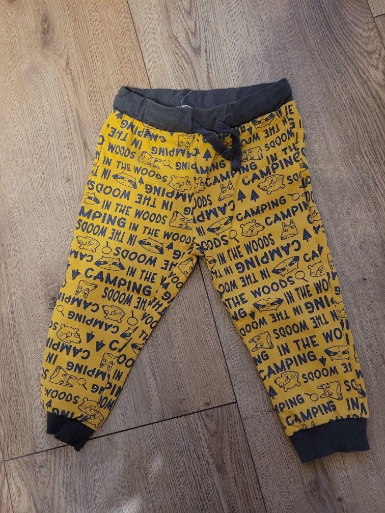 Nowe spodnie dla chłopca r.86