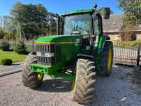 Ciągnik John Deere 6800
