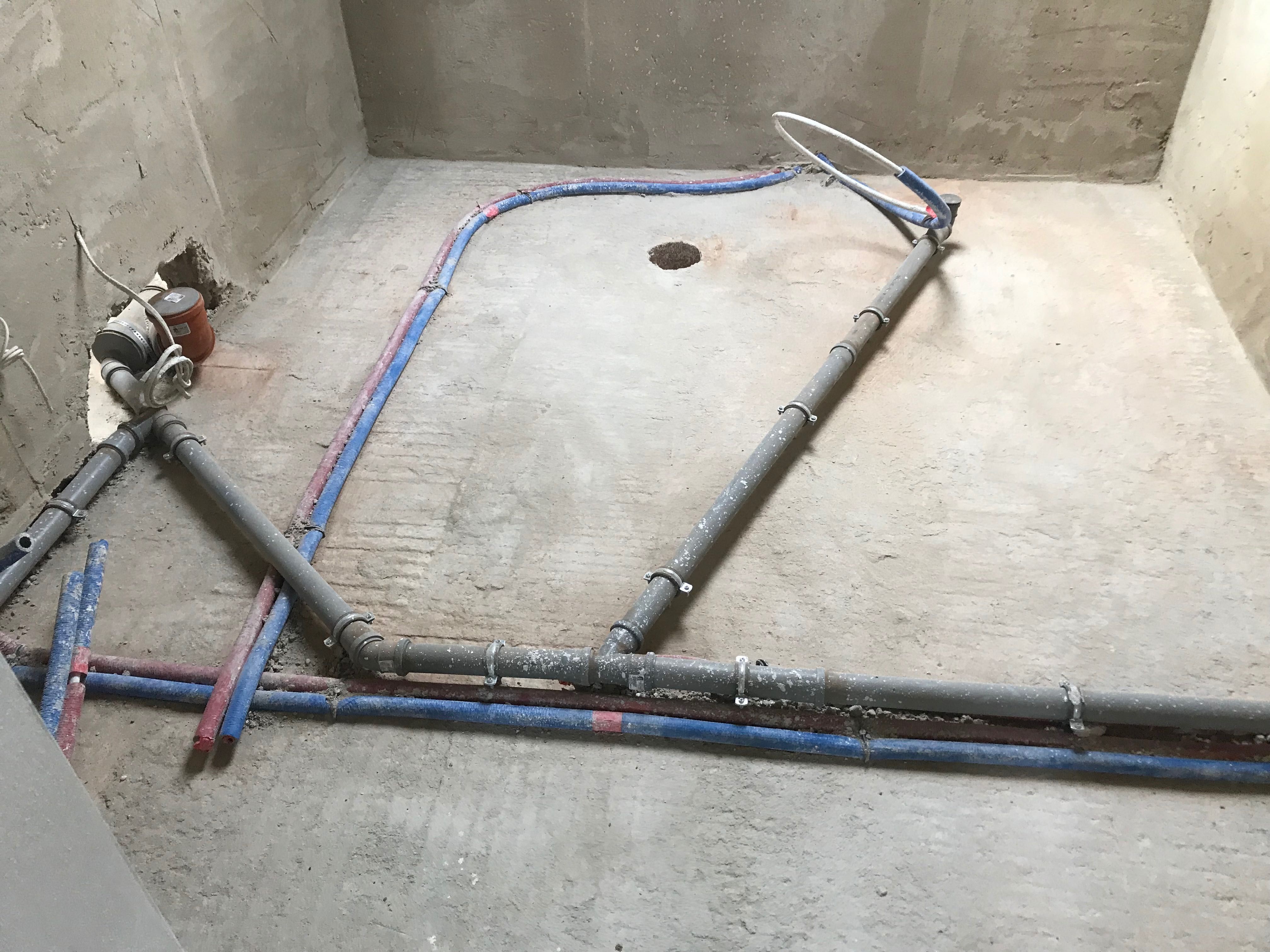 Hydraulik Przenoszenie punktów wodnych kanalizacyjnych gazowych napraw
