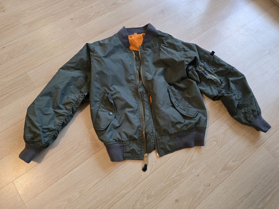 Бомбер типу Alpha Industries