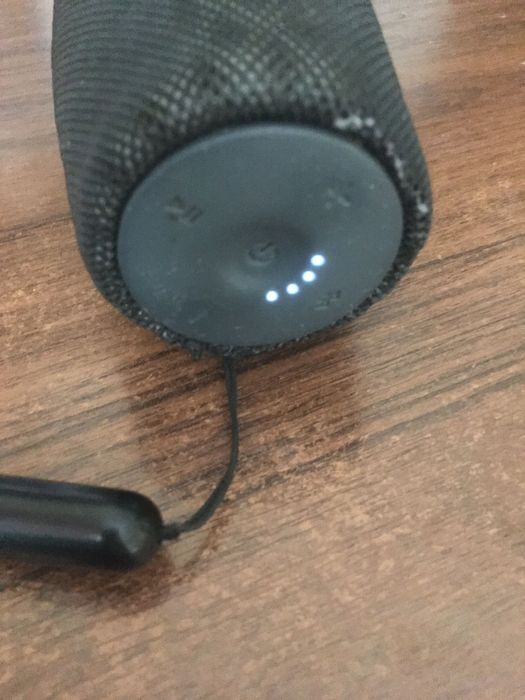 Продам колону Philips.