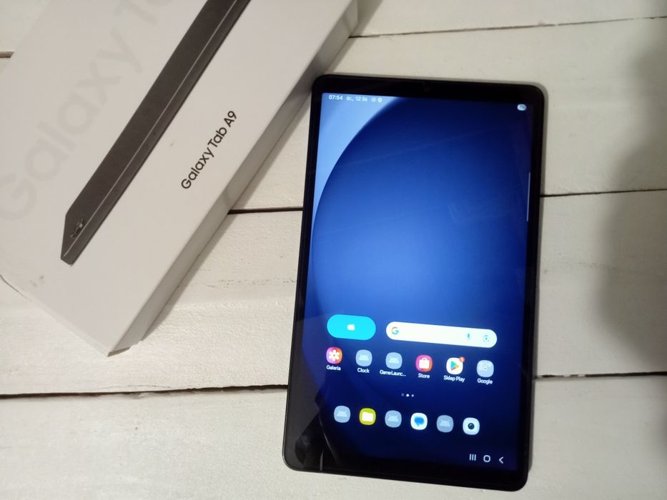 Tablet Samsung Galaxy Tab A9 X110 4/64 etui