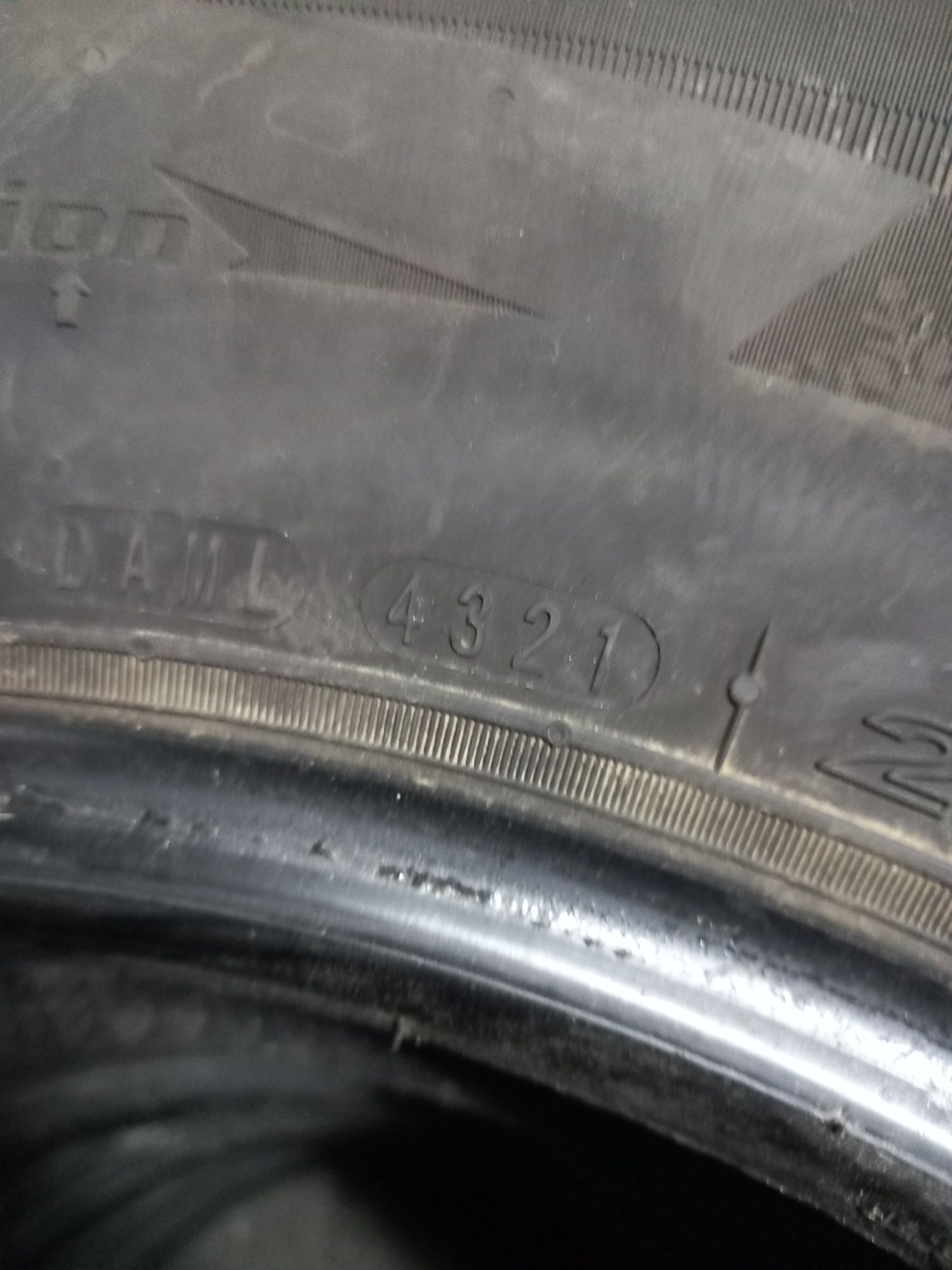 Opony używane 215/65/16 nexen 4x7 mm 2021 rok prod