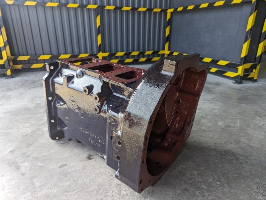 Проміжутка МТЗ 82 892 Корпус зчеплення МТЗ 80/82/892/920 ПРОМЕЖУТКА