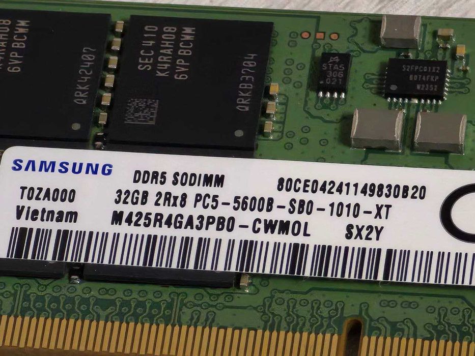 Samsung SO-DIMM DDR5 5600MHz 32GB (M425R4GA3PB0-CWM0L)
