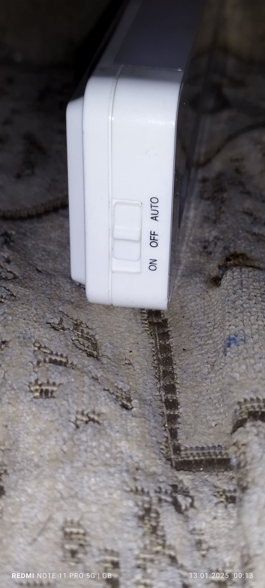 Sprzedam lampkę led z czujnikiem ruchu
