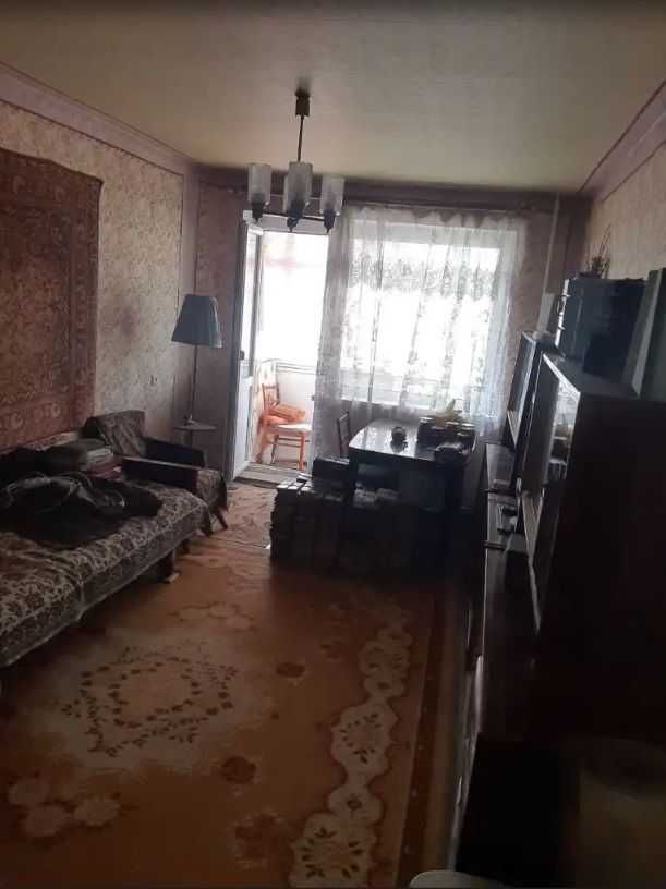 2 кім на середньому поверсі район КАЛНИШЕВСЬКОГО (КОСІОРА) (716260)