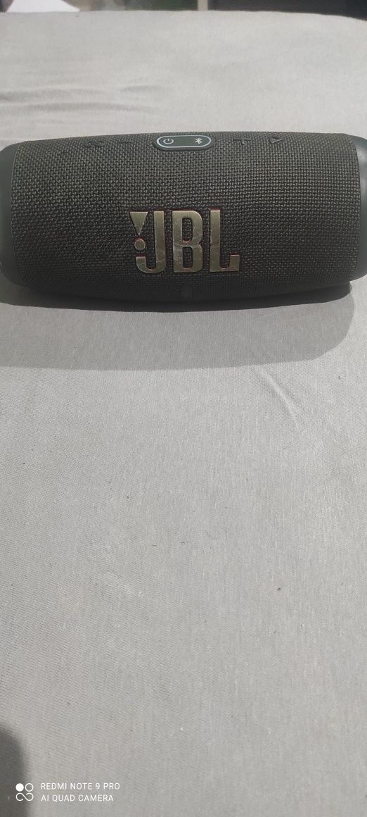 Sprzedam głośnik JBL charge5 Wi-Fi