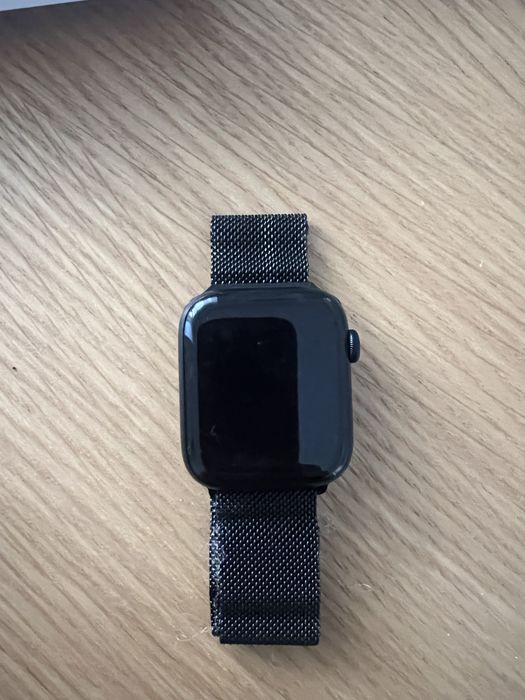 Apple Watch SE GPS+Cellular 44mm Meia-Noite, Bracelete Meia-Noite