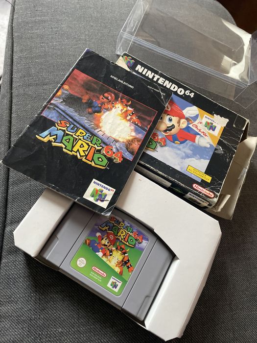 Super mario 64 box