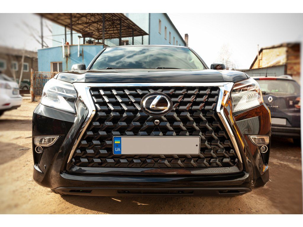 Lexus GX460 2013-2018 Комплект рестайлингу  в 2021 рік решітка та фари