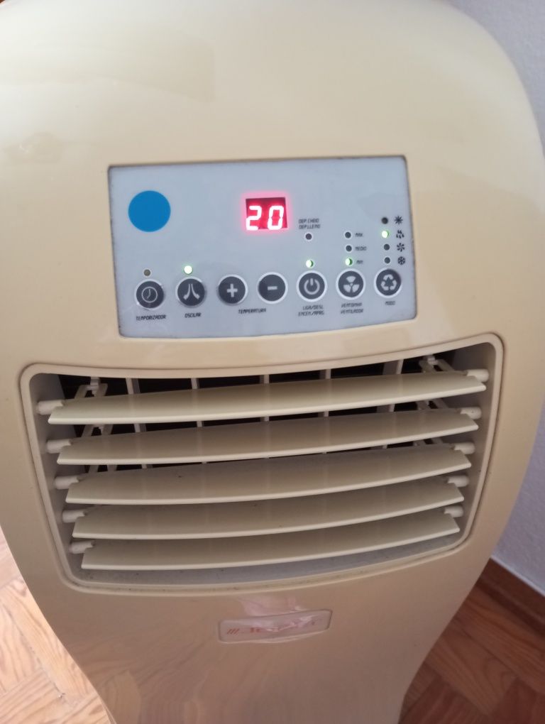 Ar condicionado Jocel para arranjar deixou de fazer frio